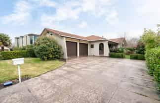 38 Millstream Drive, Lincoln