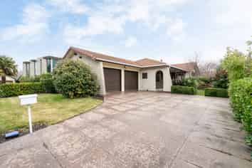 38 Millstream Drive, Lincoln