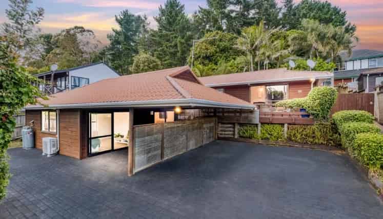 56 Glennandrew Drive, Half Moon Bay