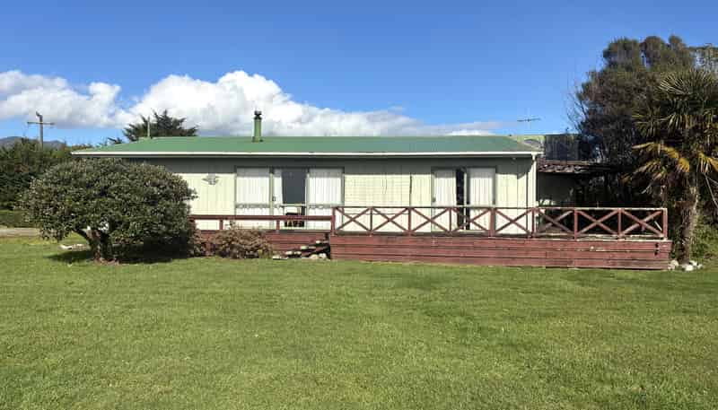 269 Utopia Road, Westport