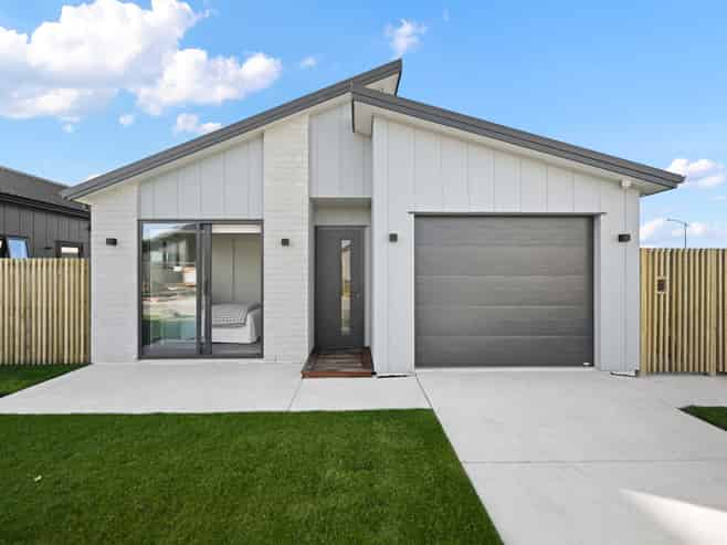 8 Frances Hunt Lane, Cambridge