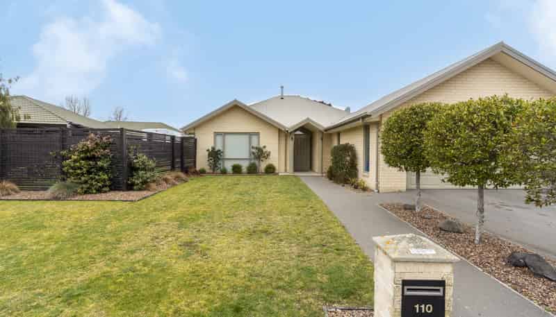 110  Royal Park Drive , Parklands