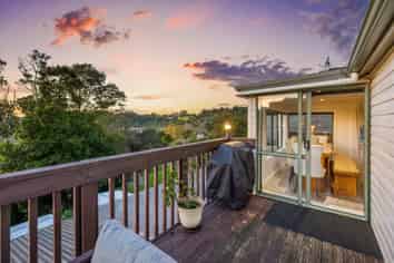66 Stillwater Crescent, Stillwater