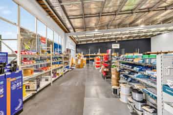 Versatile Te Rapa Investment Opportunity 