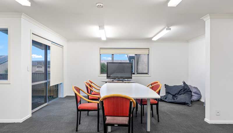 15 Forests Road, Stoke