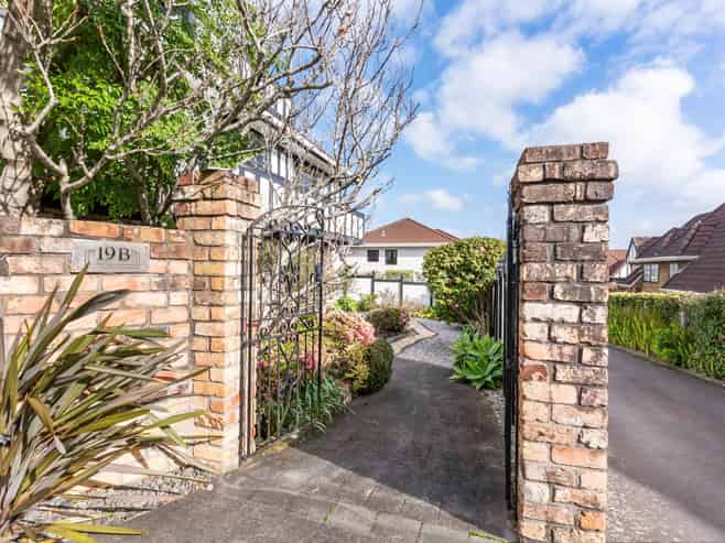 19B Waimarie Street, Saint Heliers