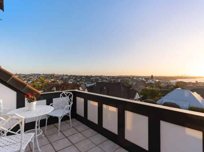 19B Waimarie Street, Saint Heliers