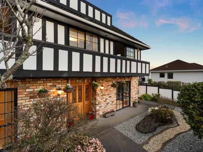 19B Waimarie Street, Saint Heliers