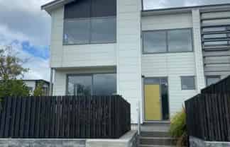 131 Glenvar Ridge Road, Long Bay