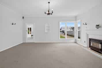 4 Military Road, Boulcott
