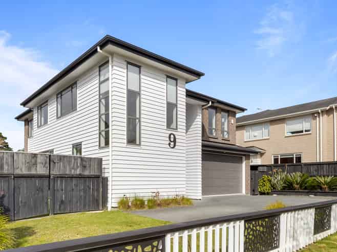 9 Harris Drive, Millwater