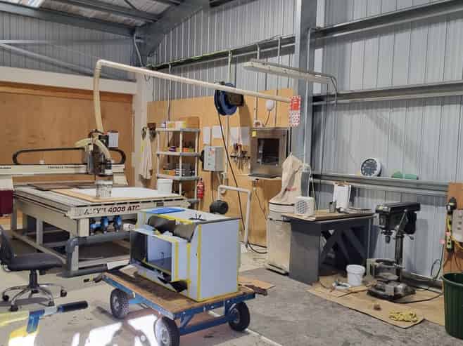 Storage or trades persons units