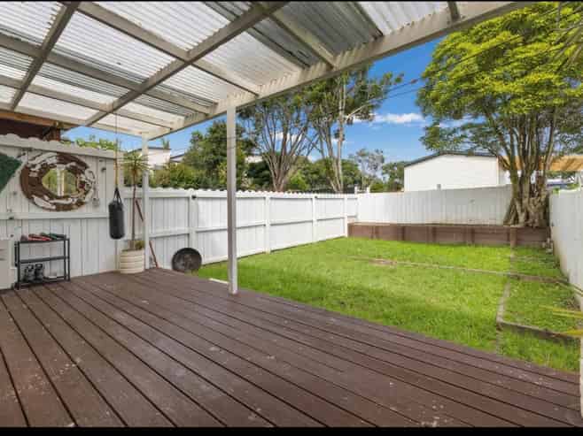 20  Chapel Road, Flat Bush