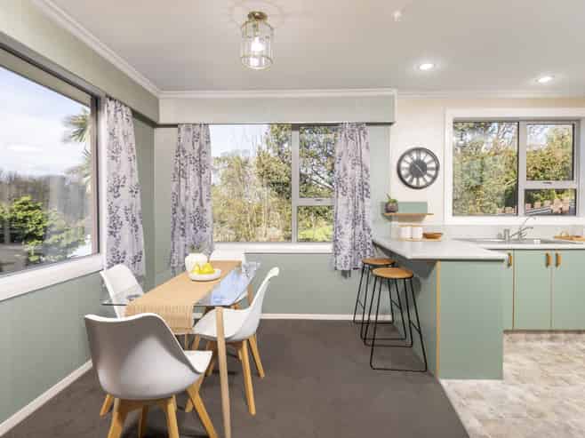 83 Neidpath Road, Mornington
