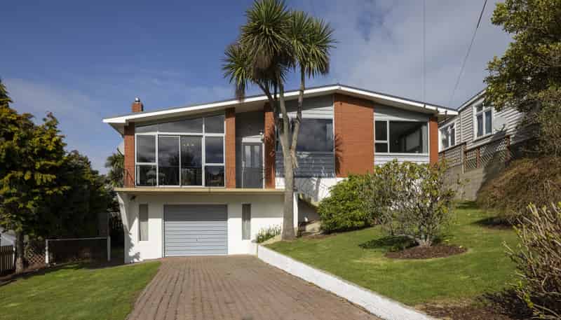 83 Neidpath Road, Mornington