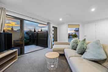 68B Travis Road, Burwood