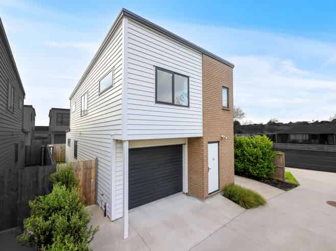 53A Sunderlands Road, Half Moon Bay