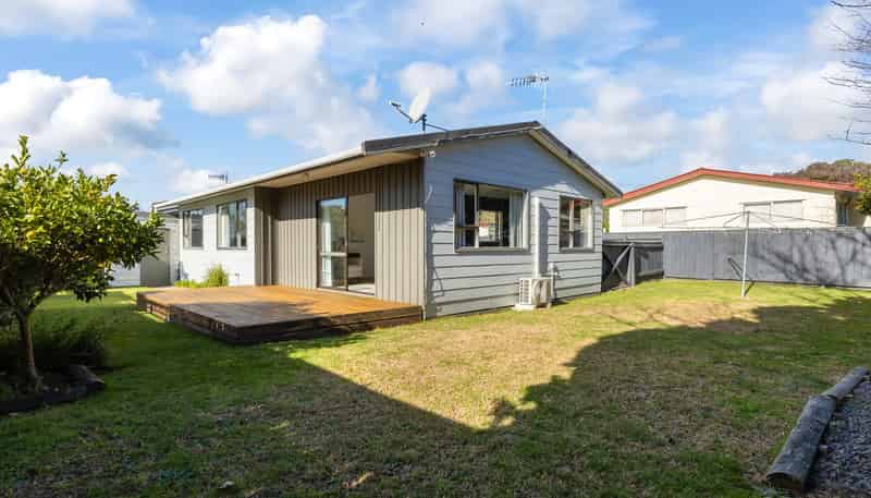 7B Cypress Grove, PARAPARAUMU