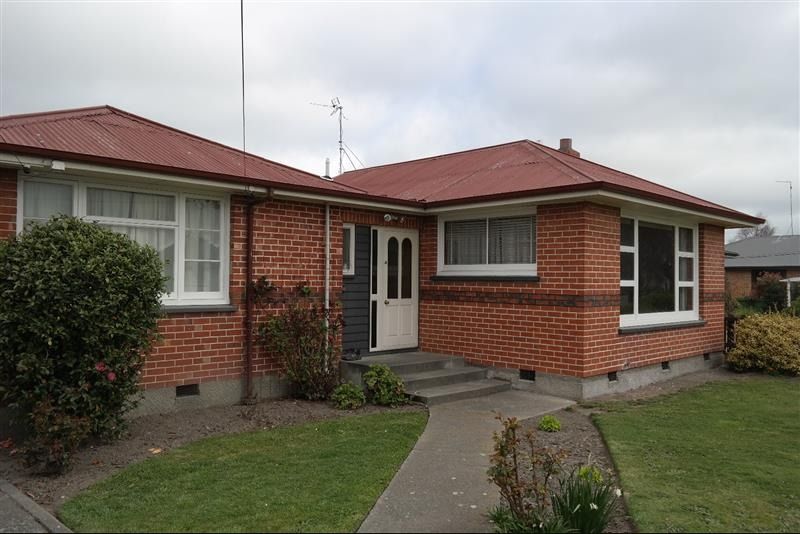 1 bedroom unit with ensuite. 4