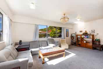 135 Awarua Street, Ngaio