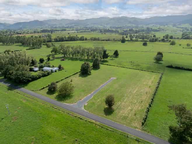  Strange Road, Te Aroha