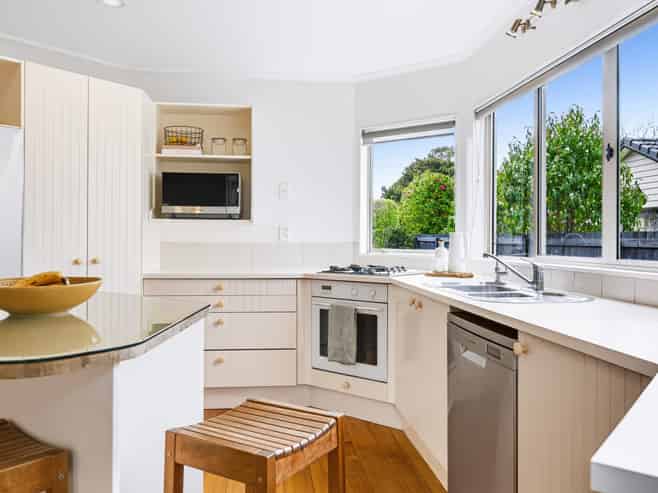 3A The Circle, Manly