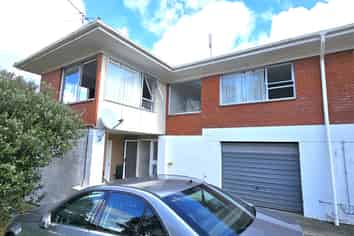 2/22 Stanaway Street, Hillcrest