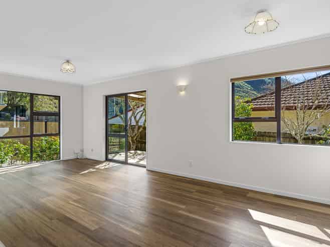9 Roseberry Way, The Brook