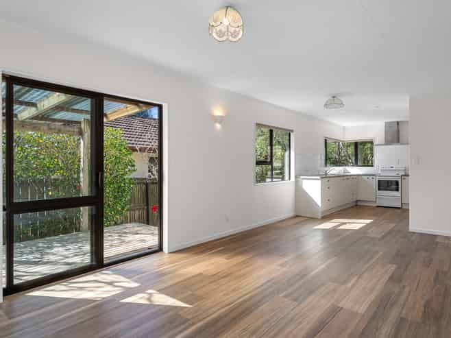 9 Roseberry Way, The Brook