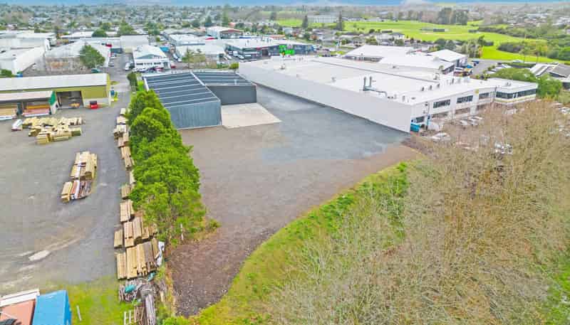 77 Ben Lomond Crescent, Pakuranga Heights