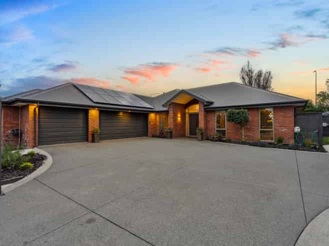 2 Ryton Way, Wigram
