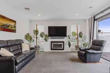 4 Katipo Way, Pegasus