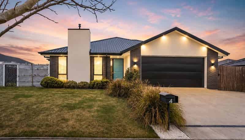 4 Katipo Way, Pegasus