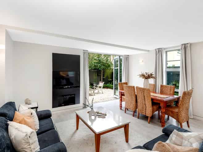 3/99 Aikmans Road, Merivale