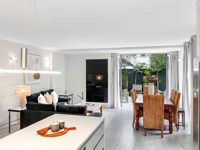 3/99 Aikmans Road, Merivale
