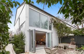3/99 Aikmans Road, Merivale