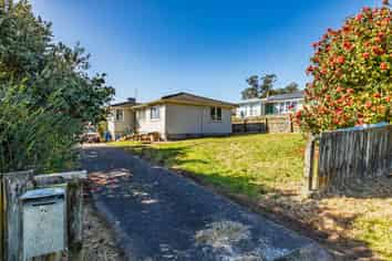 6 Whiteman Road, Kawakawa