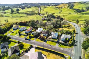 6 Whiteman Road, Kawakawa