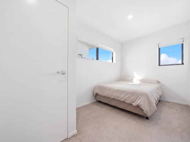 6 Tupara Street, Manurewa