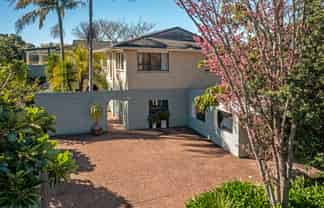 2 Geoffrey Road, Torbay