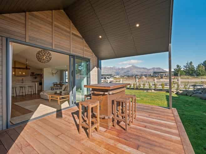 1 Moonstone Street, Wanaka