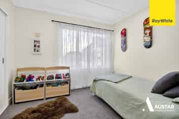 13 Parkwood Avenue, Westgate