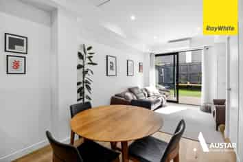 13 Parkwood Avenue, Westgate