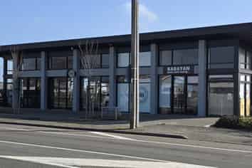Unrivalled highway exposure -72.84m2
