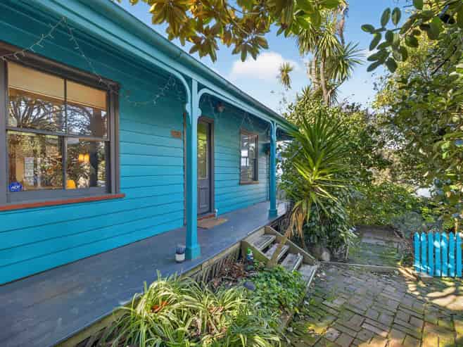 38 Voelas Road, Lyttelton
