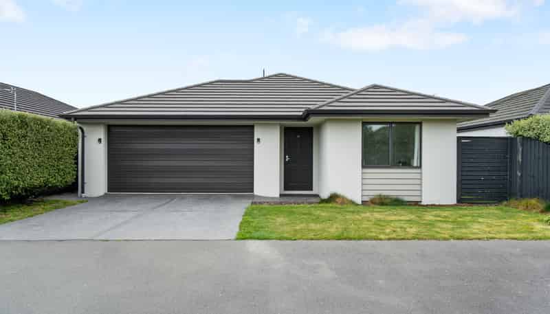 38 Skyhawk Road, Wigram