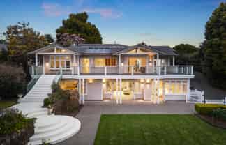 46 Lloyd Avenue, Mount Albert
