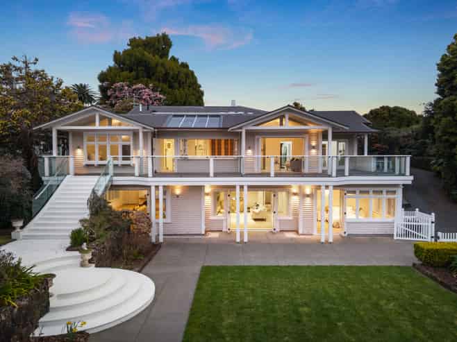 46 Lloyd Avenue, Mount Albert