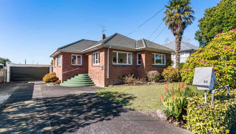 52 Bollard Avenue, New Windsor