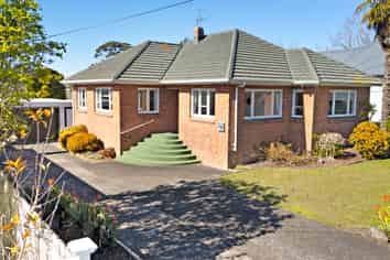 52 Bollard Avenue, New Windsor